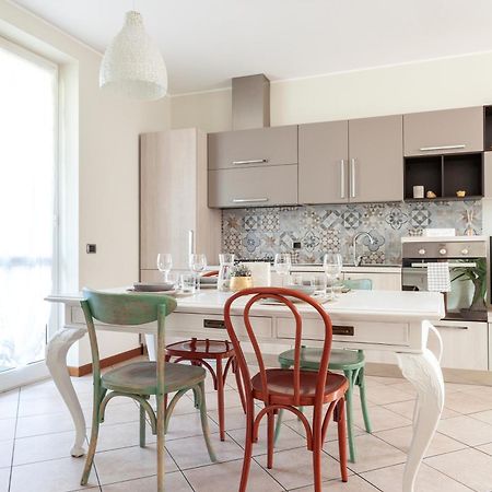 Apartment Misiadele Carnago Extérieur photo